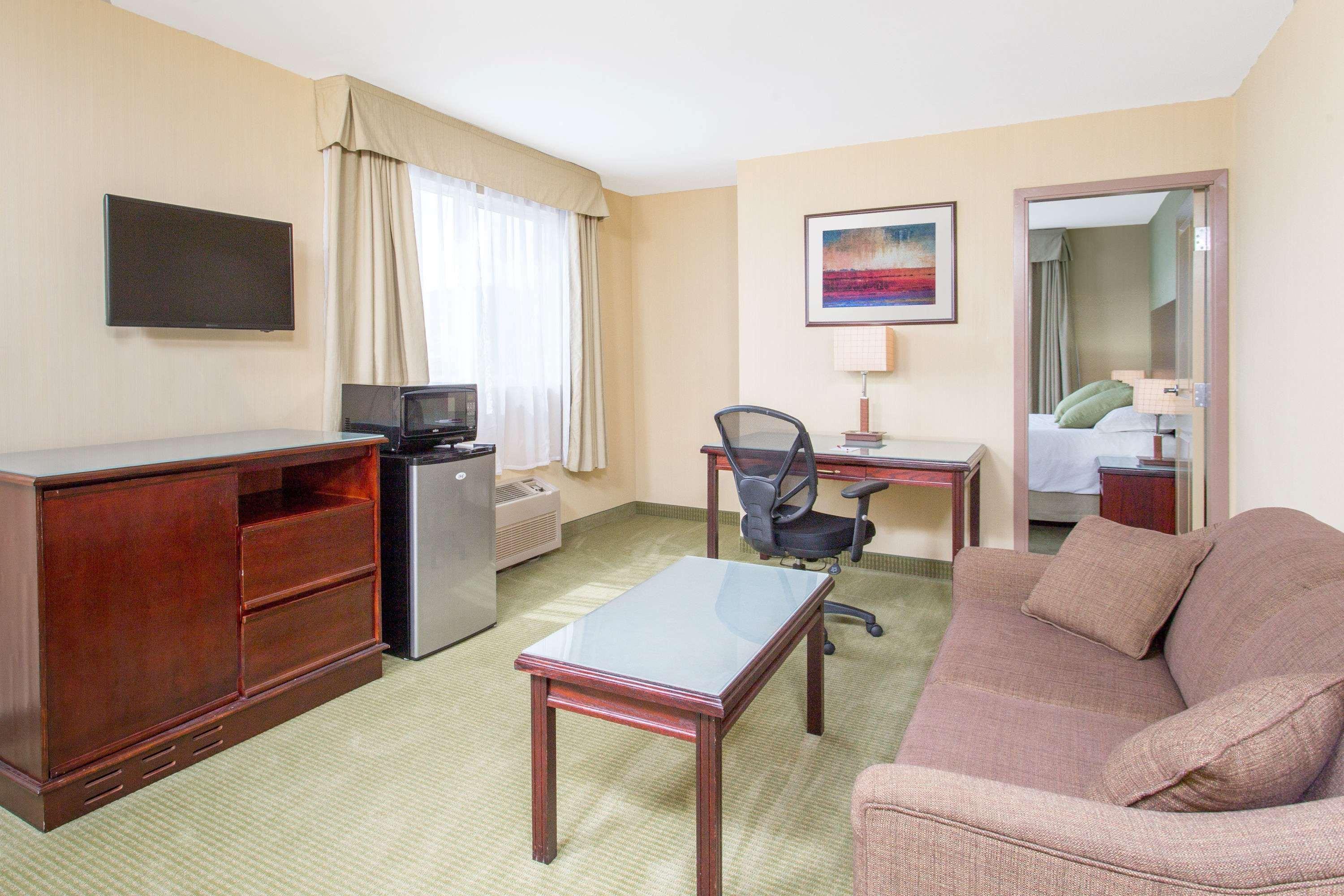 Ramada By Wyndham Williams Lake Dış mekan fotoğraf